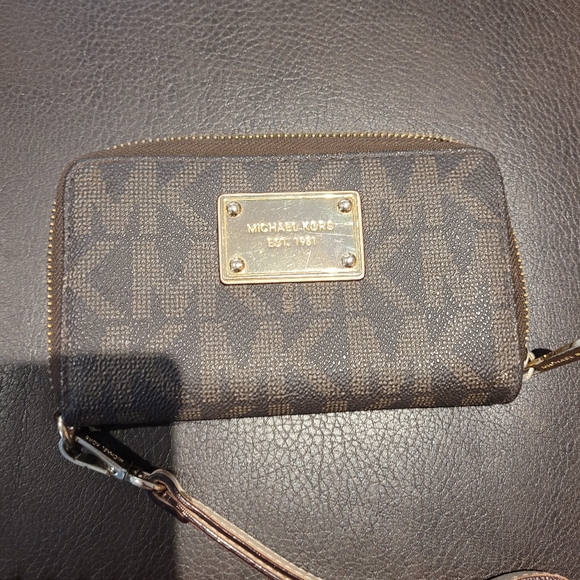 MICHAEL Michael Kors Handbags - Michael Kors wallet